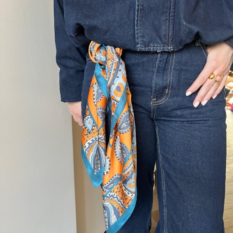 Oranje sjaal paisley